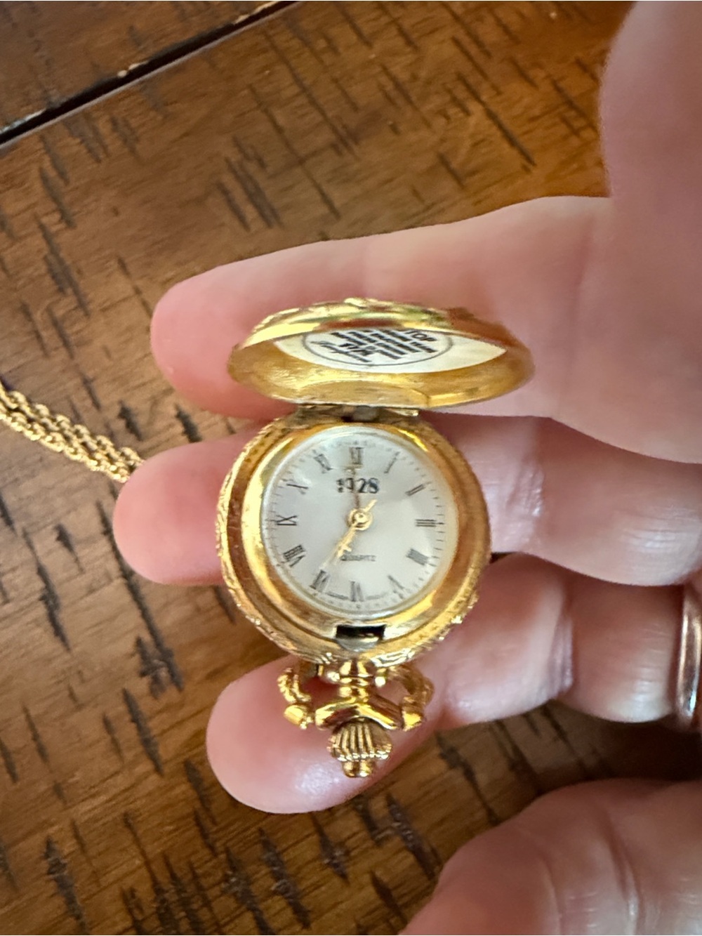 Gold-Tone Locket Pendant Watch Necklace - Elegant Vintage-Inspired